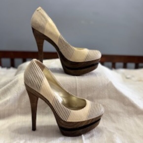Jessica Simpson Shoes - Picture 1 of 6